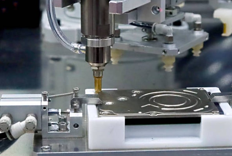 注塑模具首選鴻仁威爾