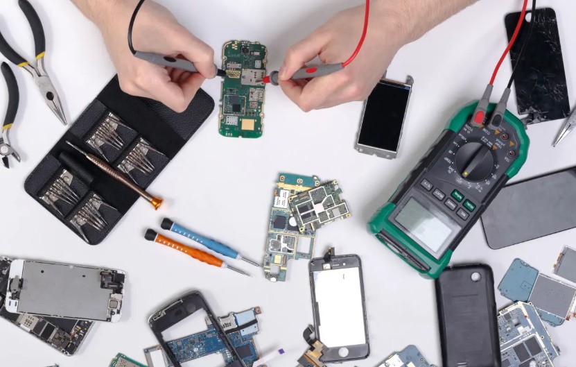 注塑模具首選鴻仁威爾