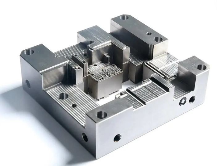 注塑模具首選鴻仁威爾