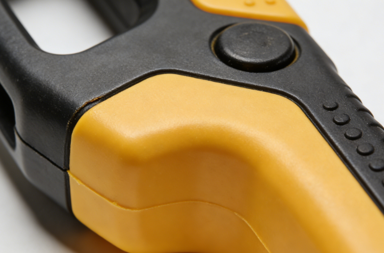 注塑模具首選鴻仁威爾