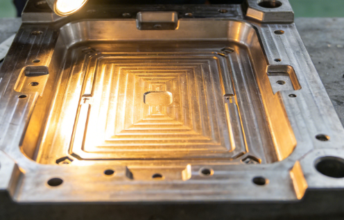 注塑模具首選鴻仁威爾