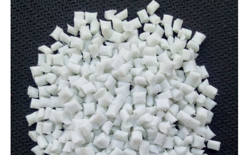 PPE 的比重（密度）